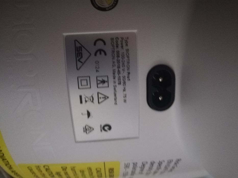 BIOPTRON PRO 1 със стойка за маса на ZEPTER