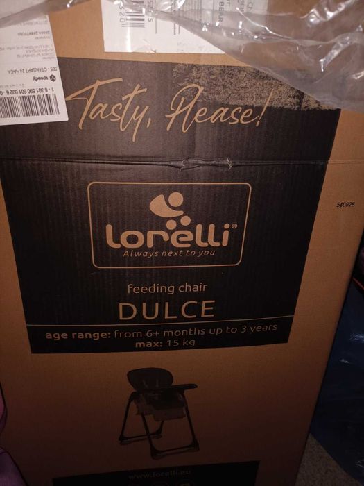 Продавам 2 столчета за хранене,ползвани само 2 дена.