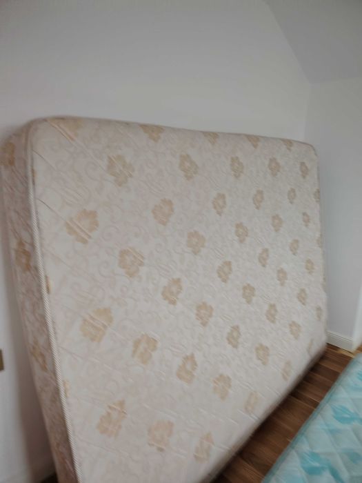 Vand saltele in stare f. buna.