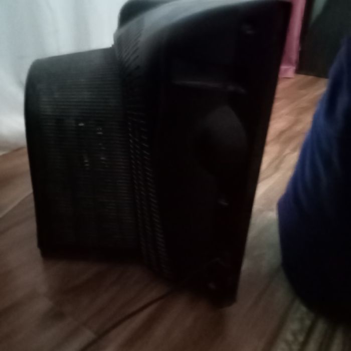 Продам телевизор