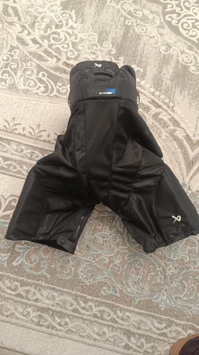 Продам хоккейные шорты (трусы) Bauer