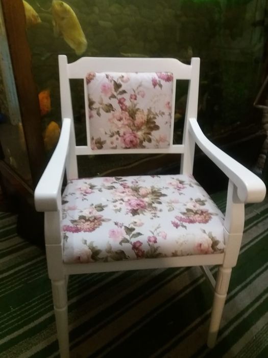 Перетяжка стульев