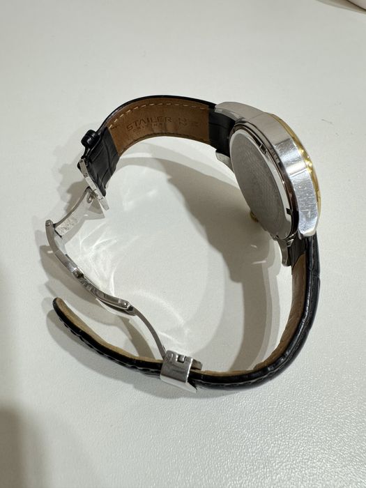 Продам мужские часы