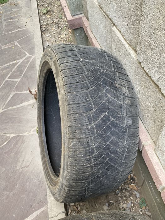 Продам резину б/у Pirelli