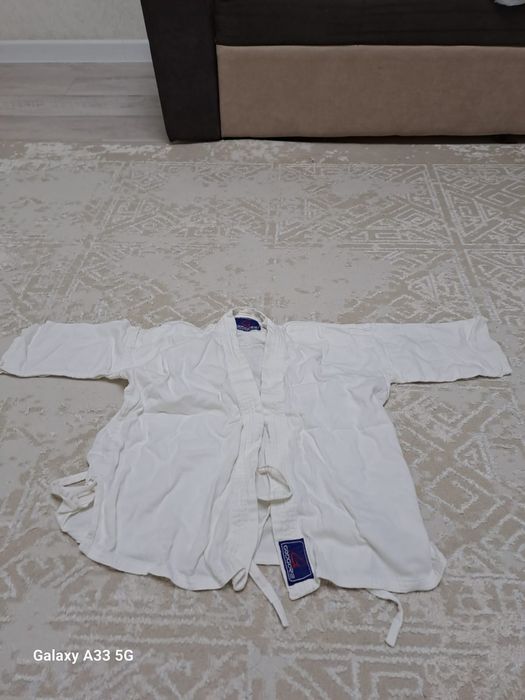 Кимоно для занятия каратэ