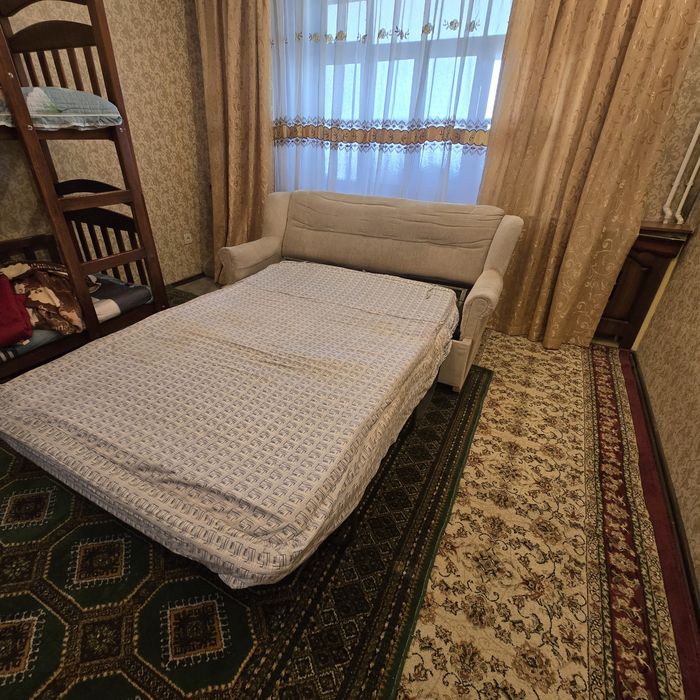 Диван сотилади темир каркас кровать