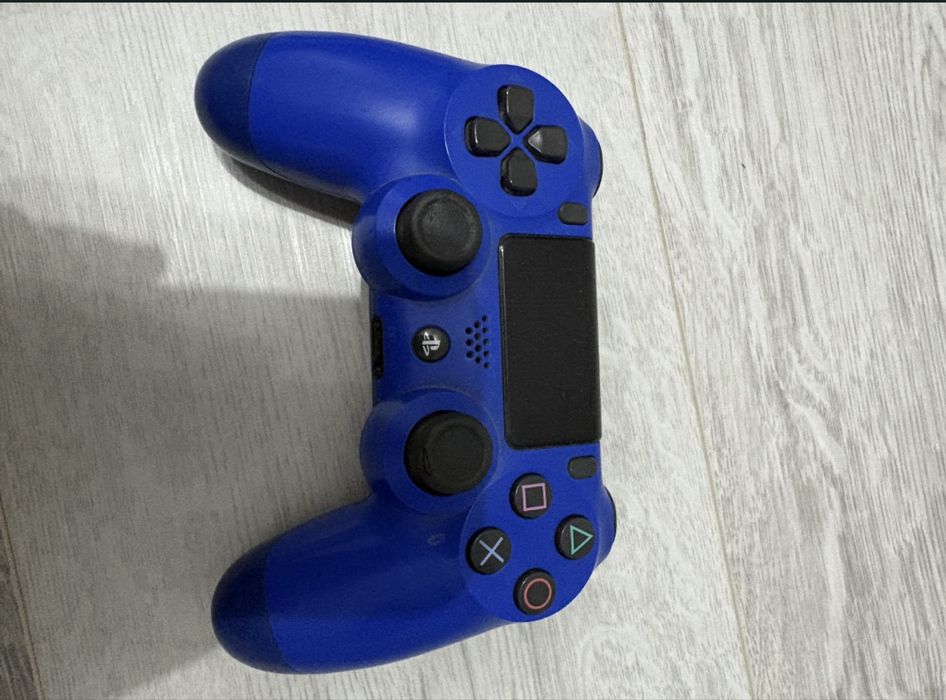 Playstation 4 slim