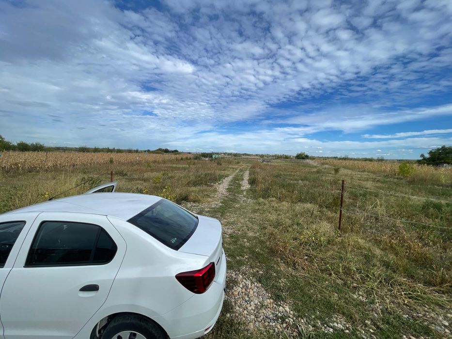 Teren intravilan de vanzare