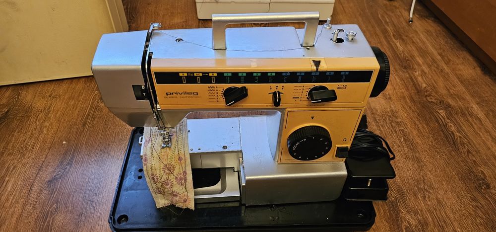 Masina de cusut  Privileg super nutzstich