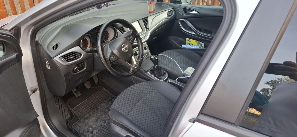 Opel Astra k 2016