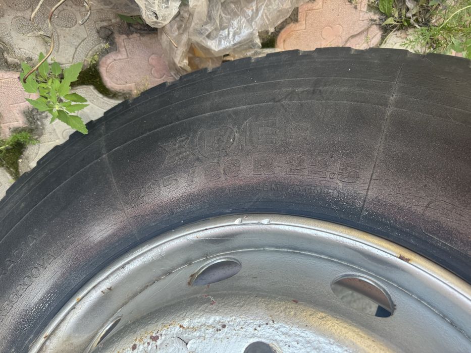 315/80/22,5 продам два колеса в сборе