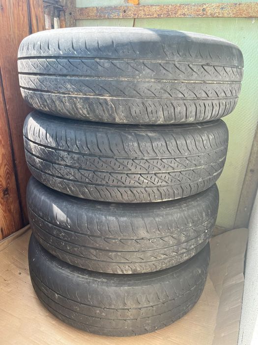 Продам комплект колес