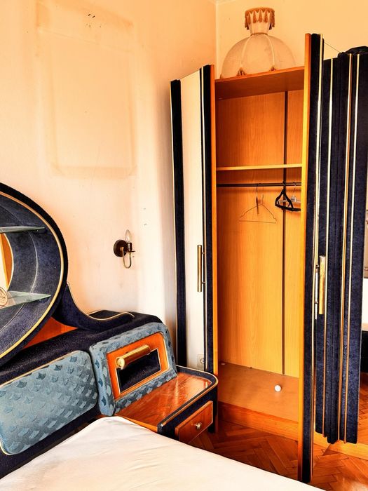 Спалня, гардероб, тоалетка