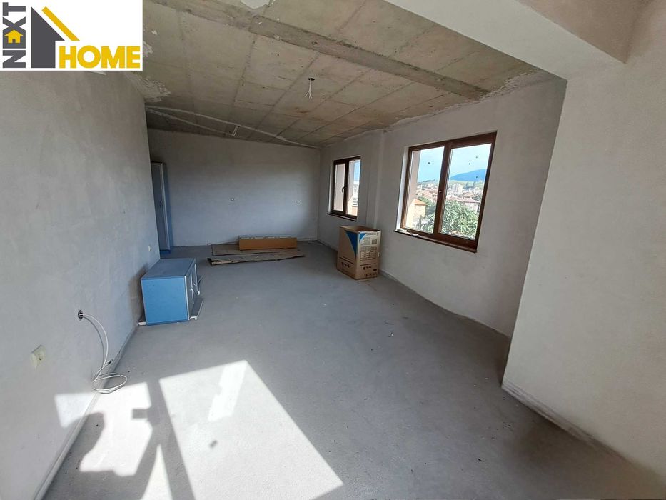 Продава се Тристаен апартамент в Асеновград - 146 кв.м за 850 €/кв.м - Снимка #5