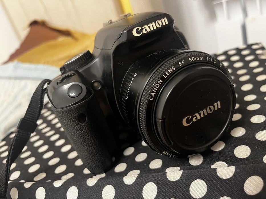 Камера Canon EOS 450D