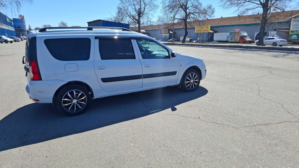 Продам Ларгус в хорошем состоянии