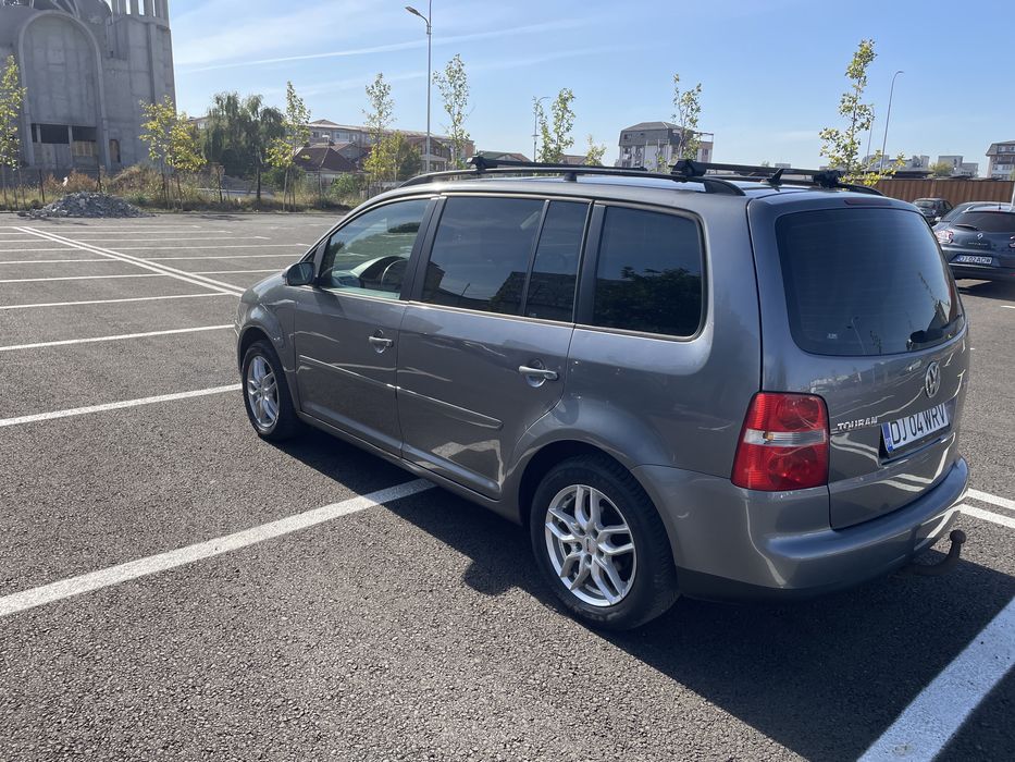 VOLKSWAGEN Touran 2006 — imagine 5