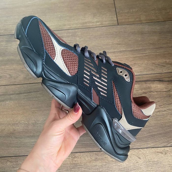 New Balance 9060 Oak - 40/41/42/43/45