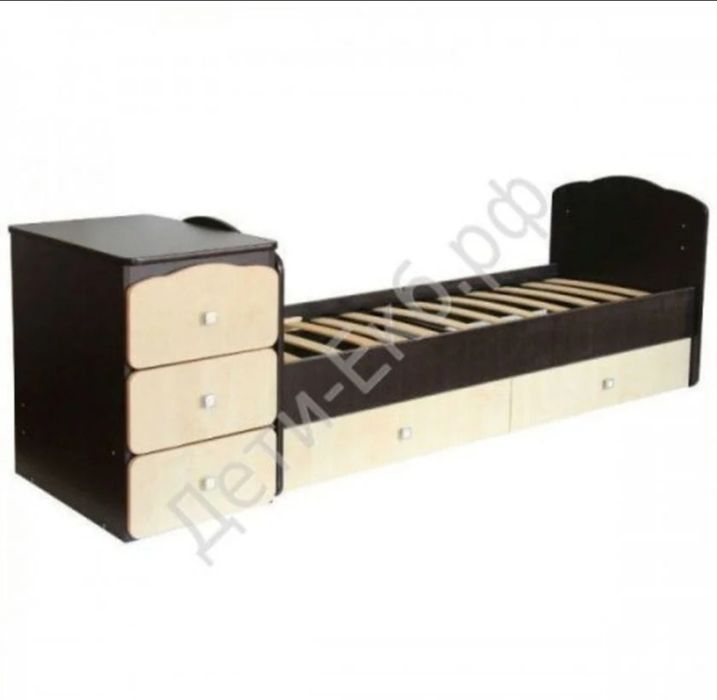 Детская кровать жираф