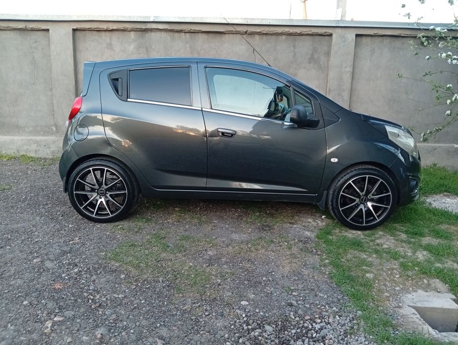 Vossen saka diska sotiladi 17
