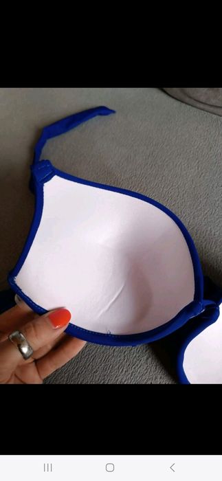 Синьо горнище бански