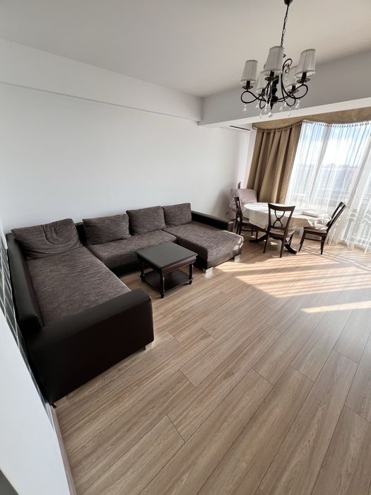 Apartament cu 3 camere