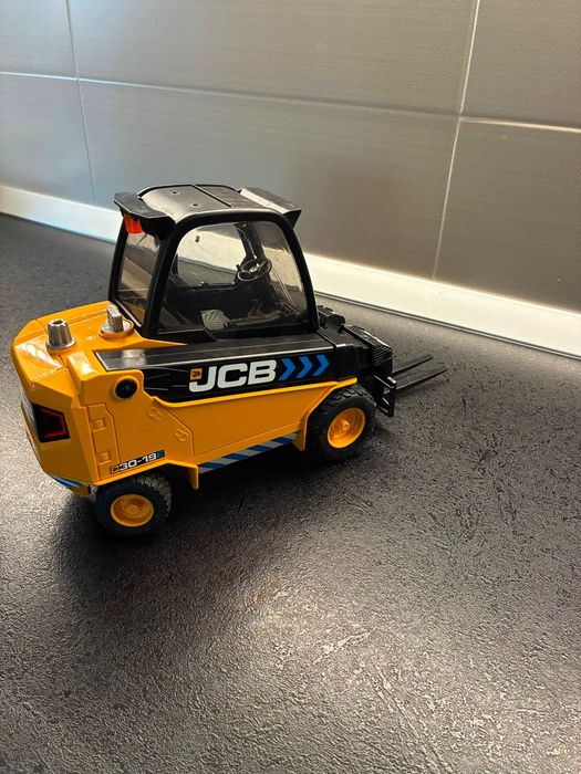 Incarcator JCB Teletruk, Bruder 02512