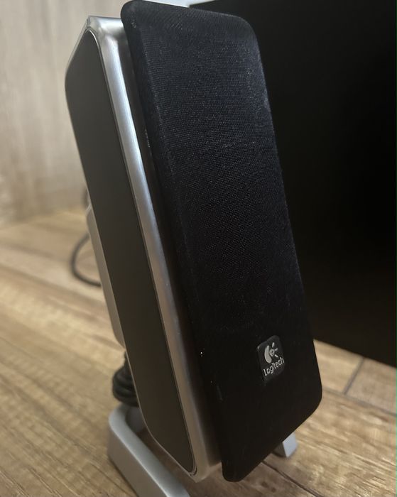 Мощна 2.1 аудио система Logitech Z3 – 40W RMS (Дървен субуфер)