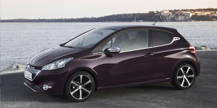 Peugeot 208 XY Пежо 208 XY 2014г 1.2 1.6 бензин 1.5 дизел На части!!