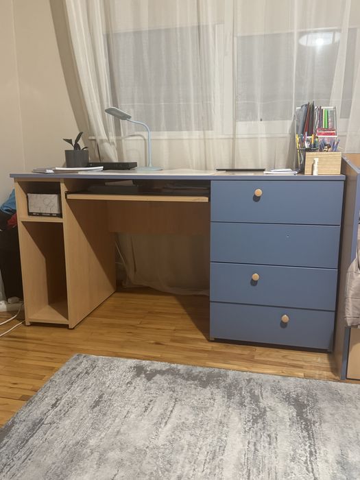 Mobilier cameră copil complet – pat + birou + dulapuri + bibliotecă