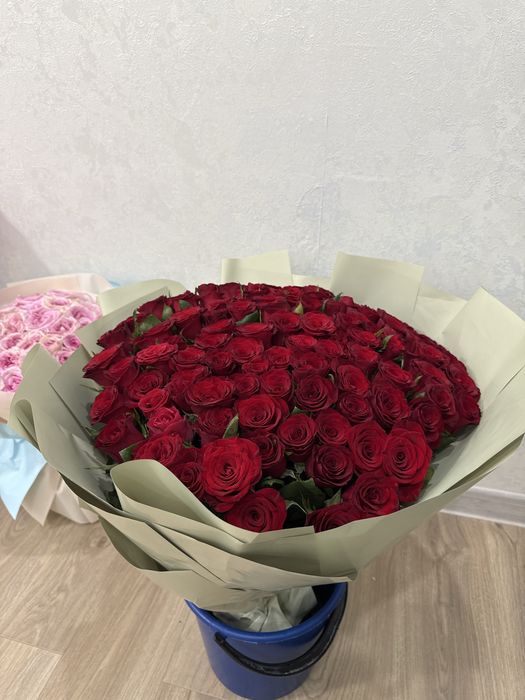 Кызыл 101 шт роза. .  . . . . . .