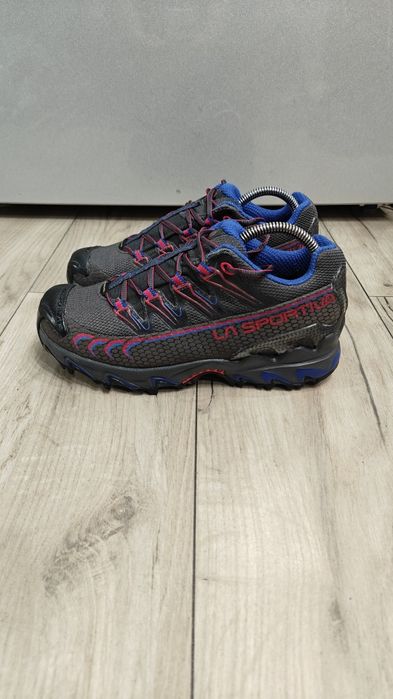 La Sportiva Nr 39.5