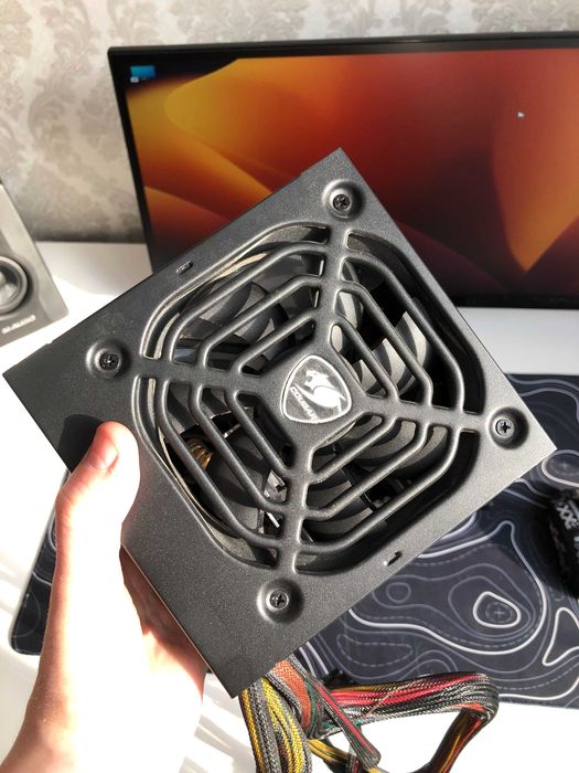 Блок питания Cougar STX 650 Вт