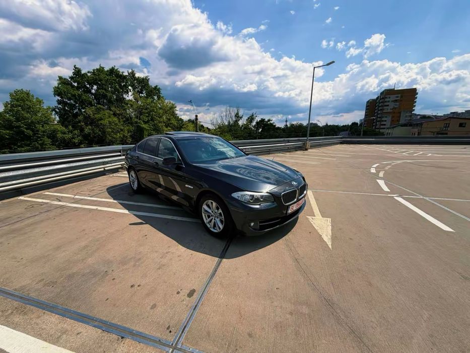 BMW 520d F10 Facelift / Trapa / Ceasuri Digitale / Head-UP / Piele
