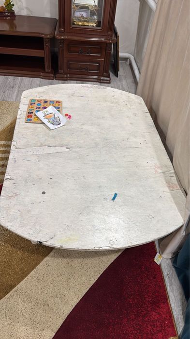 Стол квадратный на 10 человек 5000тенге