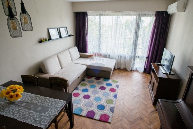 Дава се под наем Тристаен апартамент в Варна, Чайка - 90 кв.м за 663 € - Снимка #4