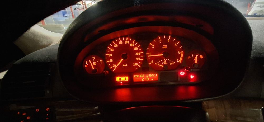 Vând BMW E46 316i, an fabricație 2001, revizuit, funcțional