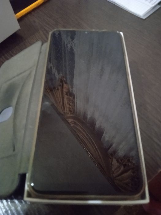 Продам Redmi 9c 128 GB памяти