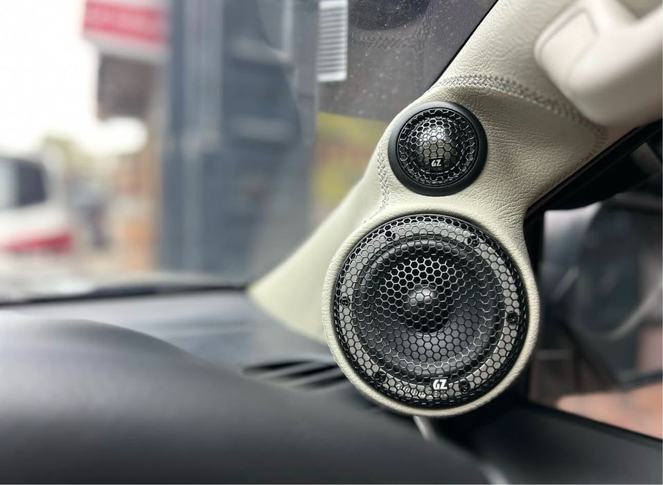 Stoyka (стойка для пишалки)