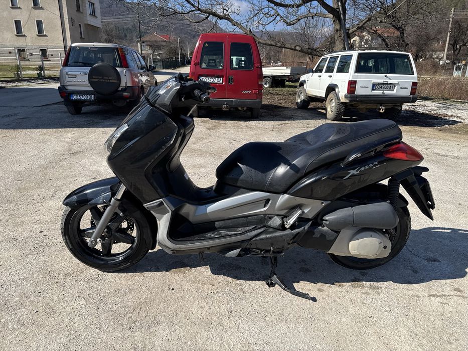 Продавам YAMAHA X-max 250i