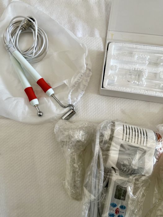 Козметичен комбайн за терапия на лице