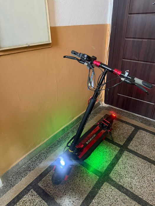 Електрическа тротинетка Kugoo Kukirin M4