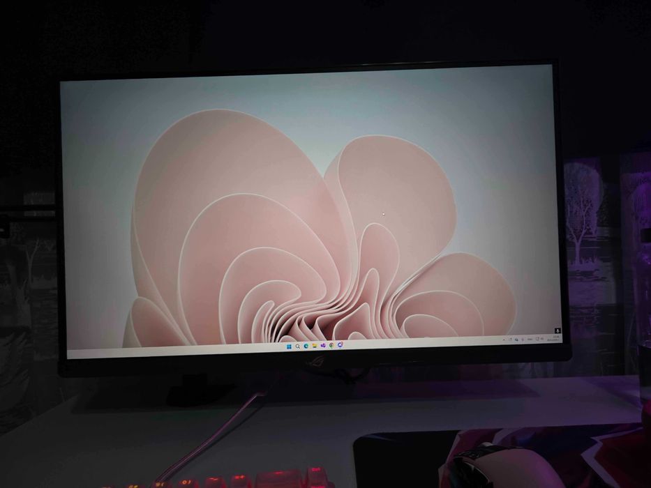 Монитор ASUS ROG Strix XG27ACMES 240hz 27" 2k