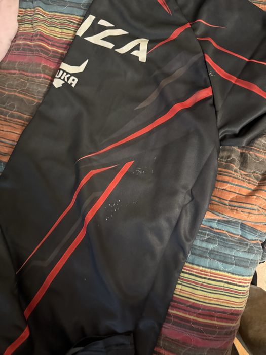 Футболка новая найза