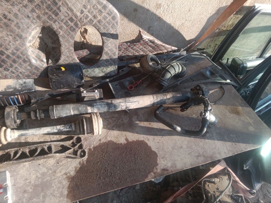 По запчастям  БМВ