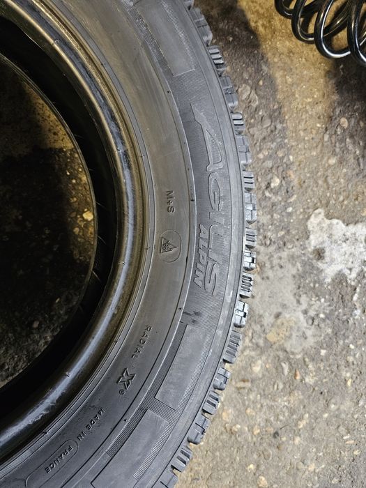 4 anvelope iarna 205 75 16C Michelin 2023