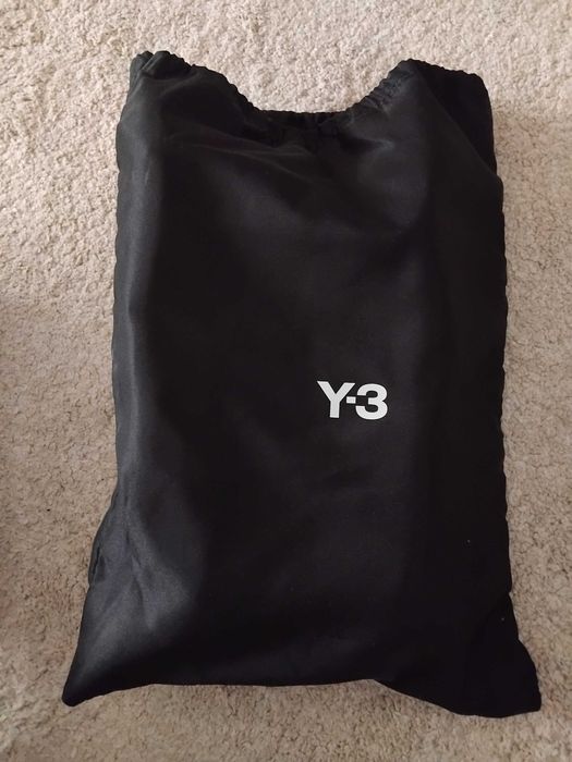 Vînd adidaṣi noi Y3 ADIDAS, size 45