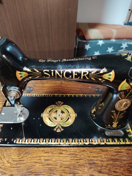 Masina de cusut Singer