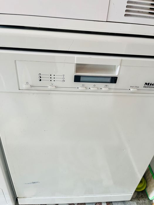 Съдомиялна Miele Professional PG 8080 BW