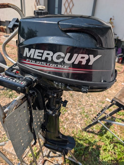 Mercury 6cp 4t, rezervor incorporat